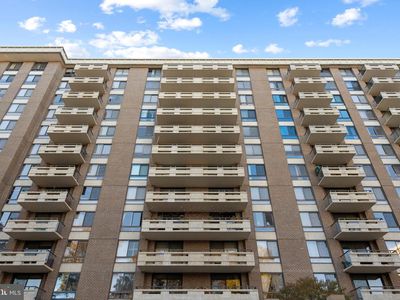 1808 Old Meadow Rd APT 418