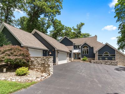 2107 S Airport Rd