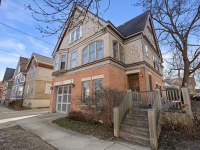 117 East Lloyd STREET