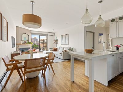 270 5th St APT 4B