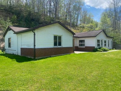 2162 Ward Rd