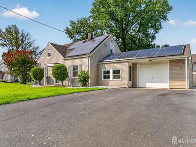 58 Hillcrest Ave