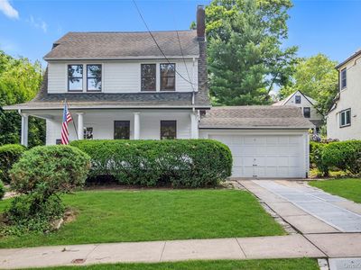 328 Manor Road