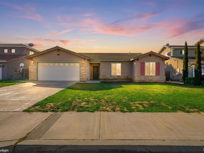 1079 W Ambassador Dr