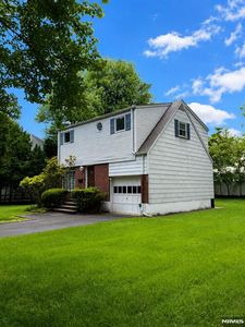 25 Glenwood Ave