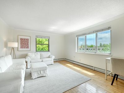 2727 W 43rd St APT 409