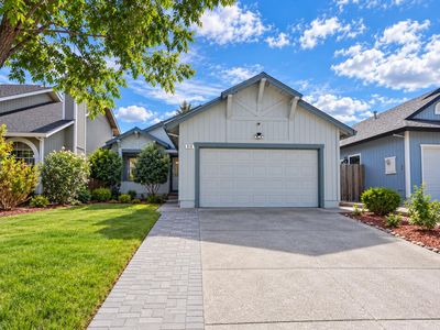 918 Pulteney Pl