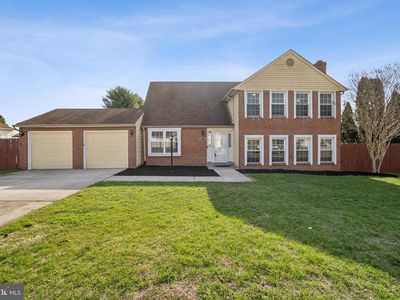 9321 Seven Courts Dr