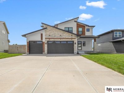 305 Otoe Dr