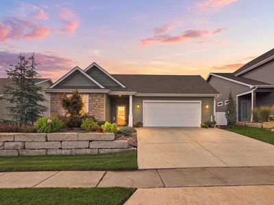 419 N Daylily Dr