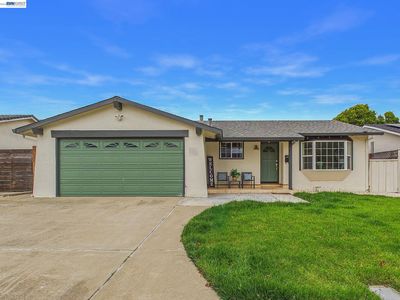 3243 San Pablo Way
