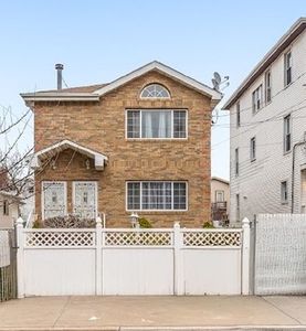 428 Beach 65th St
