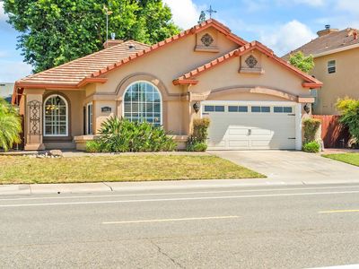 8010 Falcon View Dr
