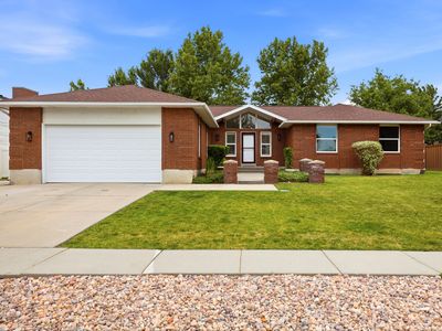 929 W Brandermill Cv