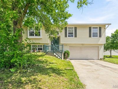 Property at 9 Fort Zumwalt Dr, O'Fallon, MO