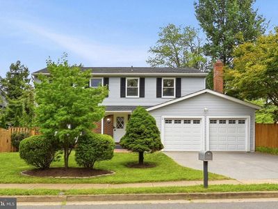 Property at 107 Appletree Dr NE, Leesburg, VA
