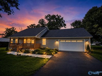 1023 County Road 411 Grv