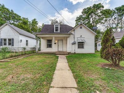 1036 E Blaine Street