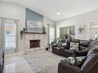 8022 NW 84 Ter Terrace