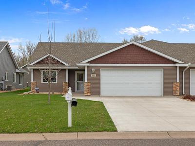 Property at 532 6th Ct NE, Cambridge, MN