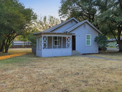 908 Forrest Ave