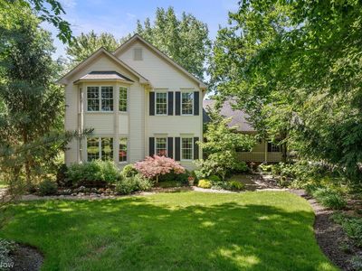 5221 Towbridge Dr