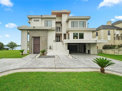 18658 Martinique Dr