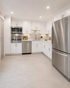 2900 N Palm Aire Drive #307