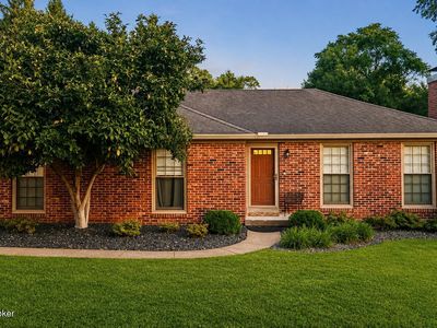 Property at 9402 Tiverton Way, Rolling Hills, KY