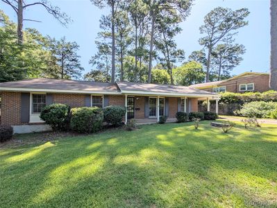 4311 Donovan Dr