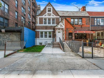 3456 70th Street