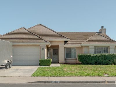 2306 Colony Manor Dr