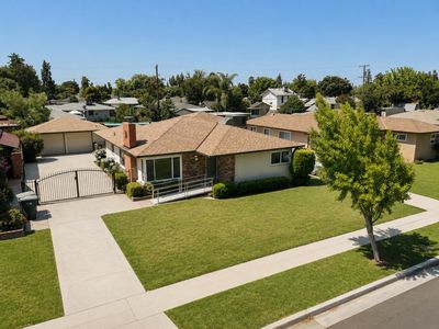 947 W Brown Ave