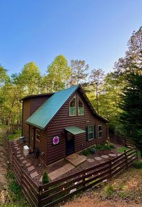 250 Hickory Woods Trl