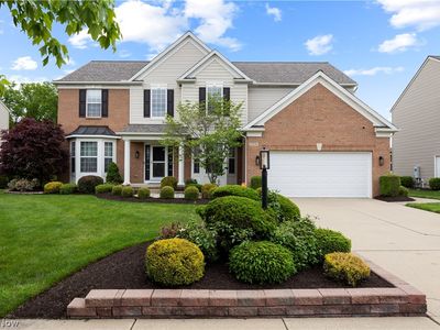 27130 Lynde Dr