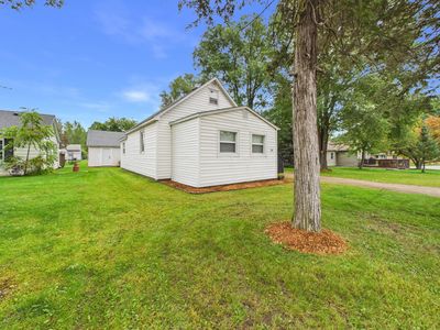 130 4th Ave S