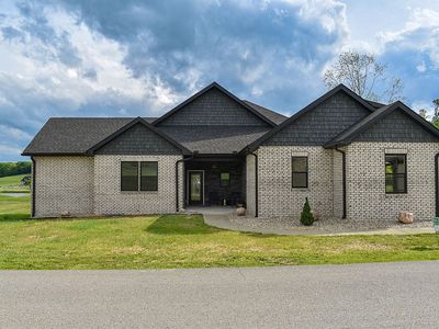 43 Cedar Ridge Dr
