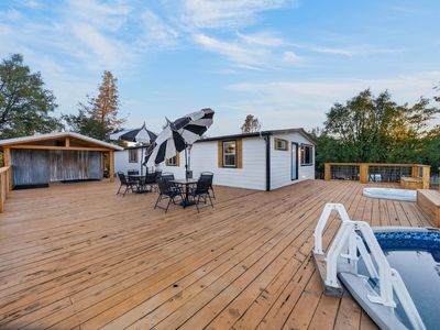 Property at 22970 Elk Trl E, Redding, CA