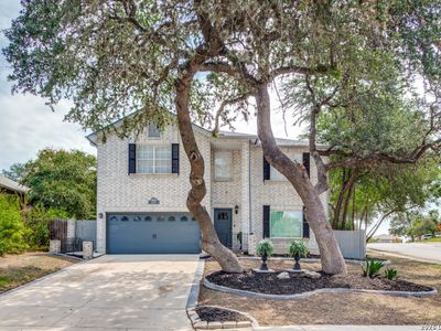 8602 Ledgeside