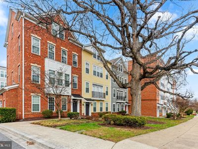 224 N Summit Ave #28