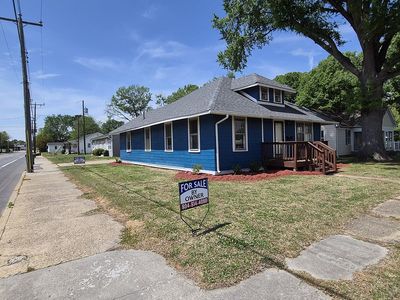 100 N 3rd Ave