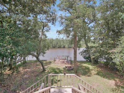 5985 N Airport Rd