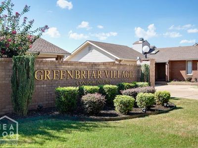 Property at 2719 Greenbriar Dr, Jonesboro, AR