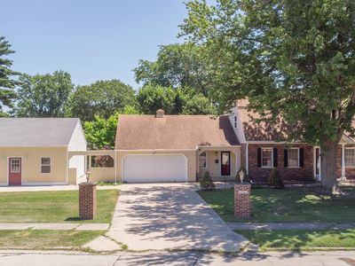 23 Elizabeth Cir