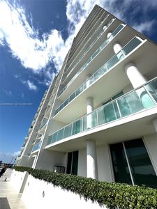 2525 SW 3rd Ave APT 903