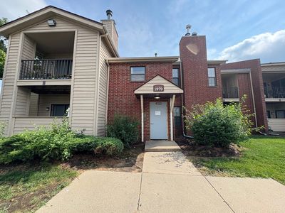 1979 N Hicks Rd UNIT 104