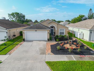 2049 Caledonia Pl