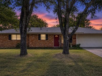 613 N Overlook Dr
