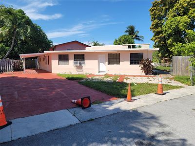 1120 E Le Jeune Rd