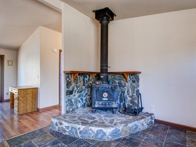 Property at 10363 Tulipan Way, Coulterville, CA
